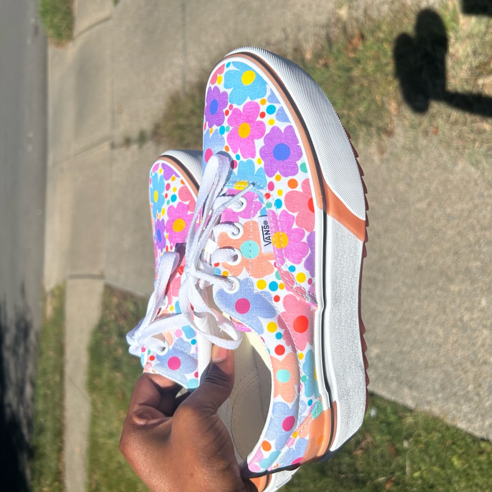 I got really busy with work but here are uploaded photos of the shoes in the sun